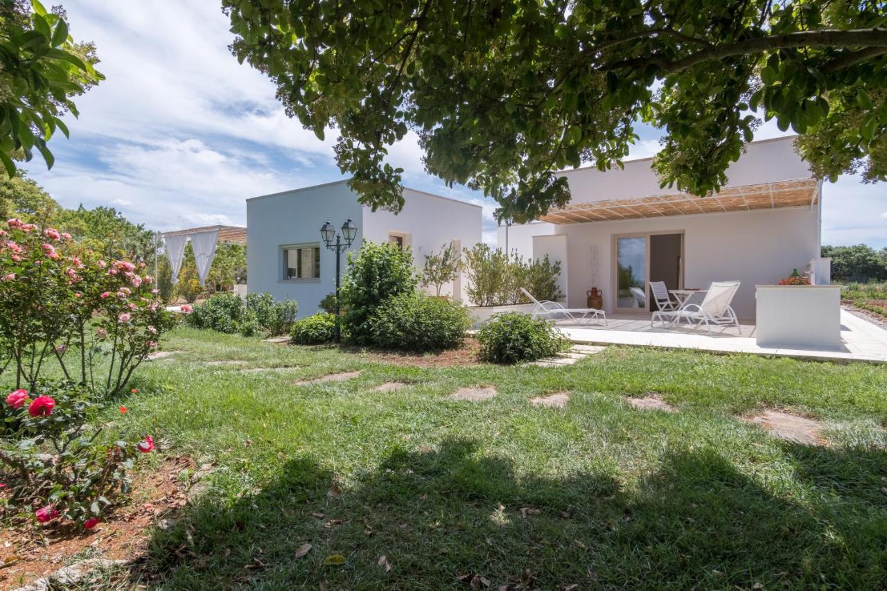 Tenuta Donnanna Agriturismo&Glamping Galatone Exterior photo