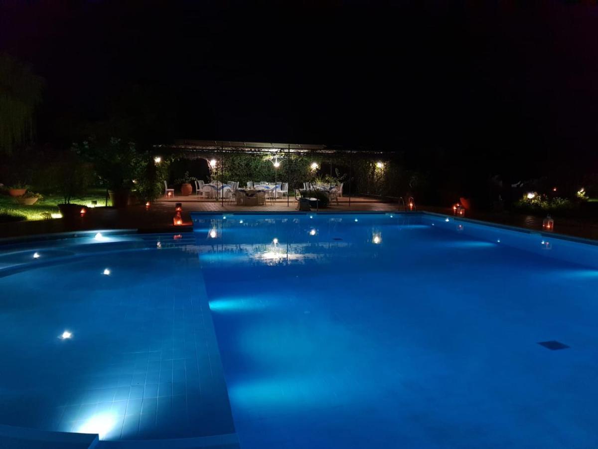 Tenuta Donnanna Agriturismo&Glamping Galatone Exterior photo