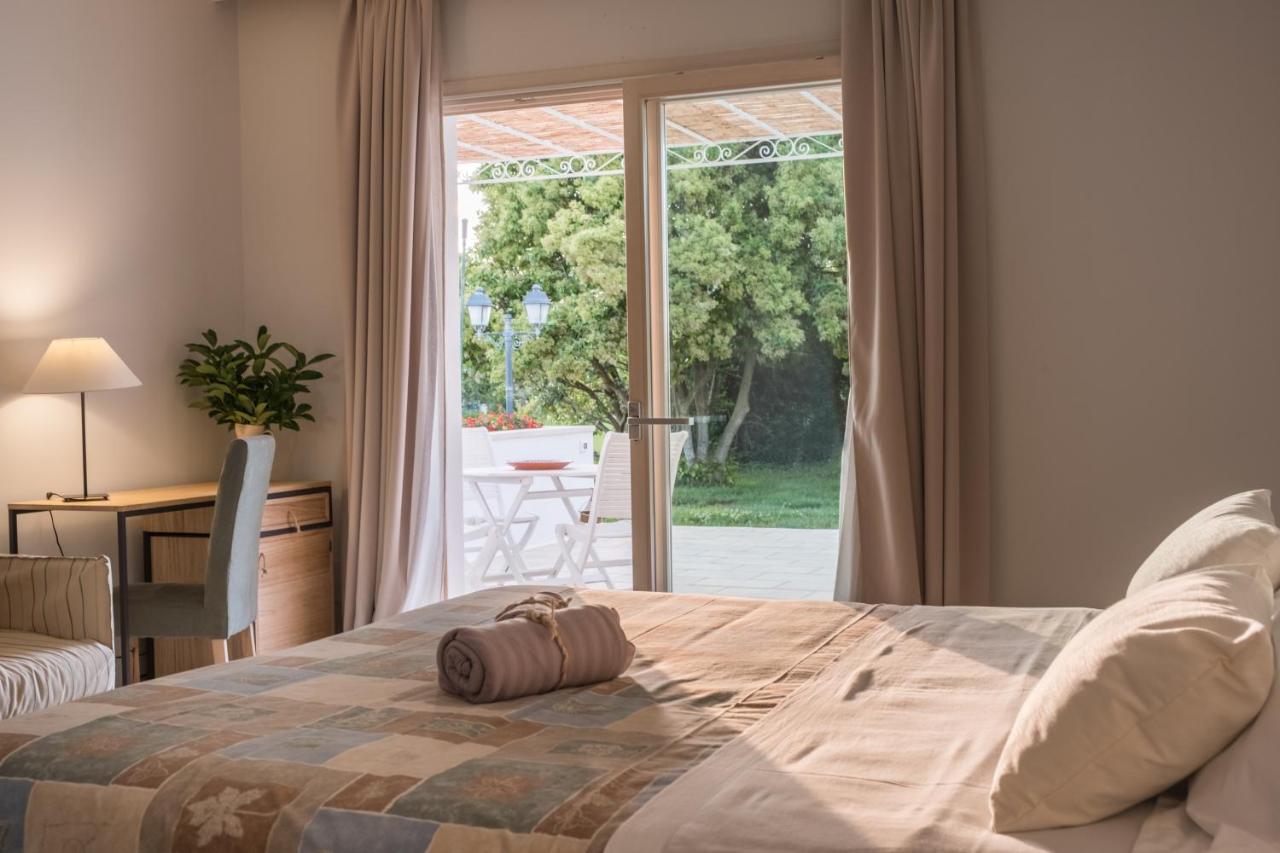 Tenuta Donnanna Agriturismo&Glamping Galatone Exterior photo